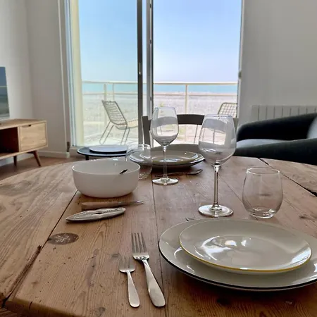 La Vigie: Sérénité En Bord De *